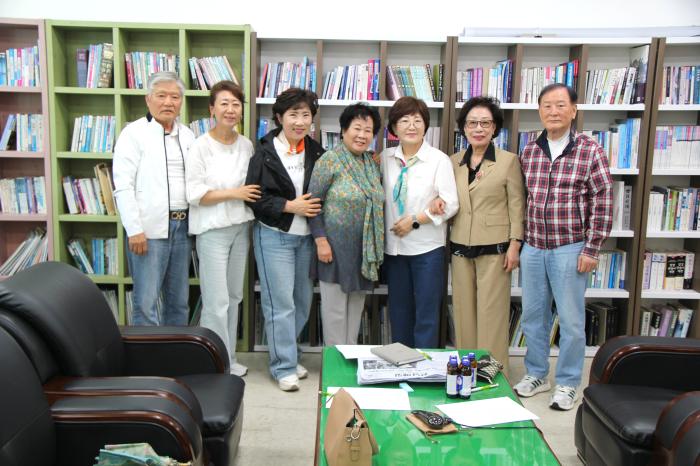 [인터뷰] ​“흙으로 빚은 피리 ‘오카리나’, 노년의 영혼을 깨우는 천상의 하모니가 되다”