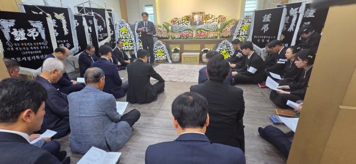 “천국 소망 품고 평안히 잠드소서” 고(故) 이영식 목사 입관예배 엄수
